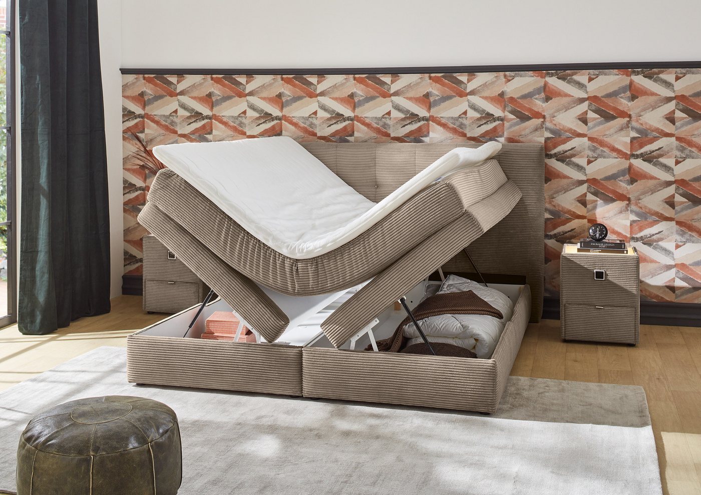 Jockenhöfer Gruppe Boxspringbett AMY mit Bettkasten, inkl. Bonnell- oder Taschenfederkernmatratze H3-H4, mit 6 cm Kaltschaum-Topper, Cord-Bezug, 180x200 und 200 – Bild 3 von 5