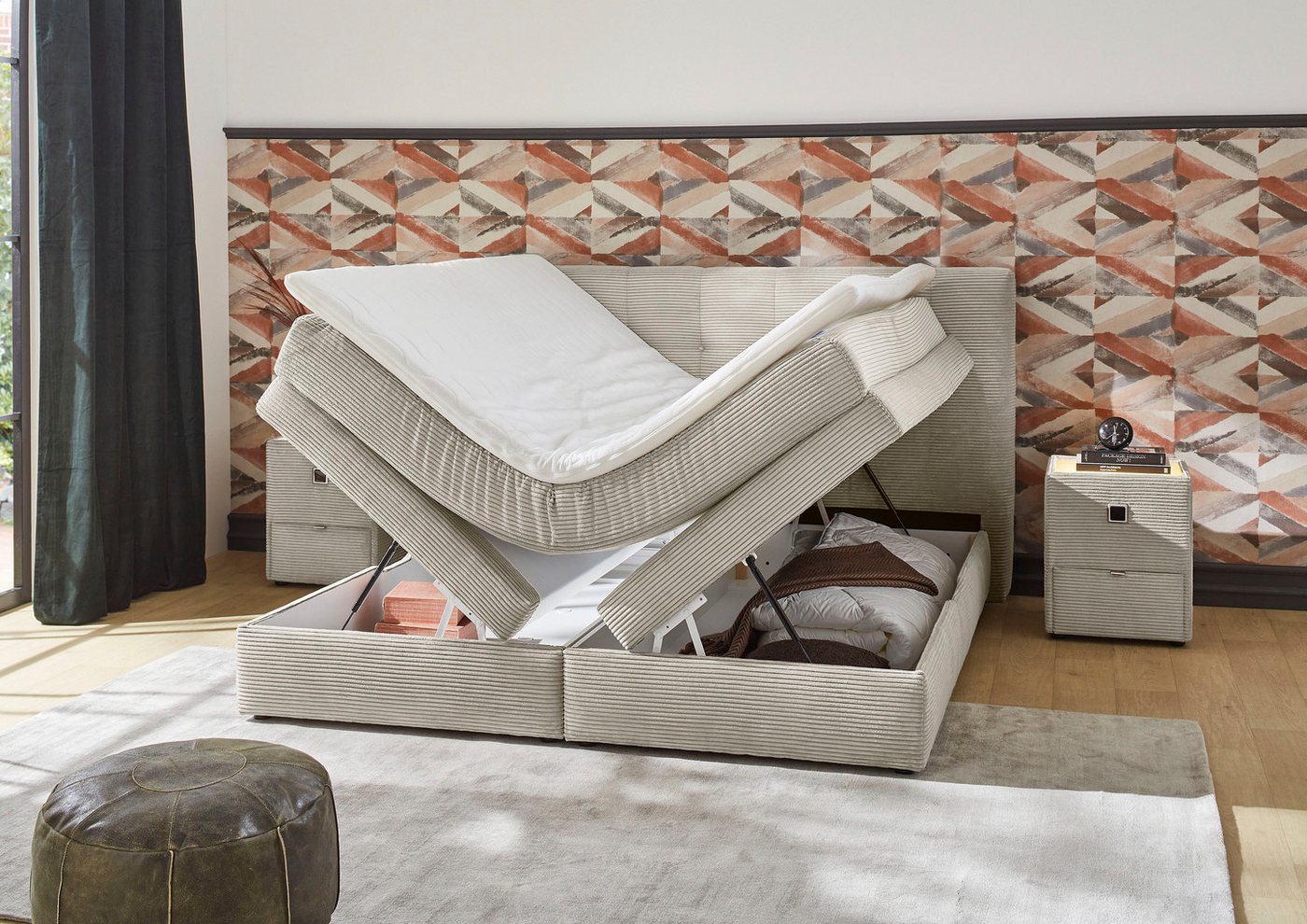 Jockenhöfer Gruppe Boxspringbett AMY mit Bettkasten, inkl. Bonnell- oder Taschenfederkernmatratze H3-H4, mit 6 cm Kaltschaum-Topper, Cord-Bezug, 180x200 und 200 – Bild 3 von 5
