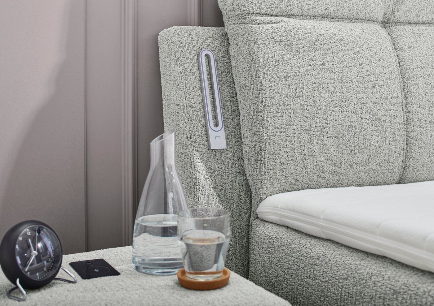 Jockenhöfer Gruppe Boxspringbett MOVIESTAR, mit Taschenfederkernmatratze H3-H4, inkl. LED-Beleuchtung (mit versenkbarem TV-Lift und Fernbedienung, verstellbare  – Bild 5 von 5