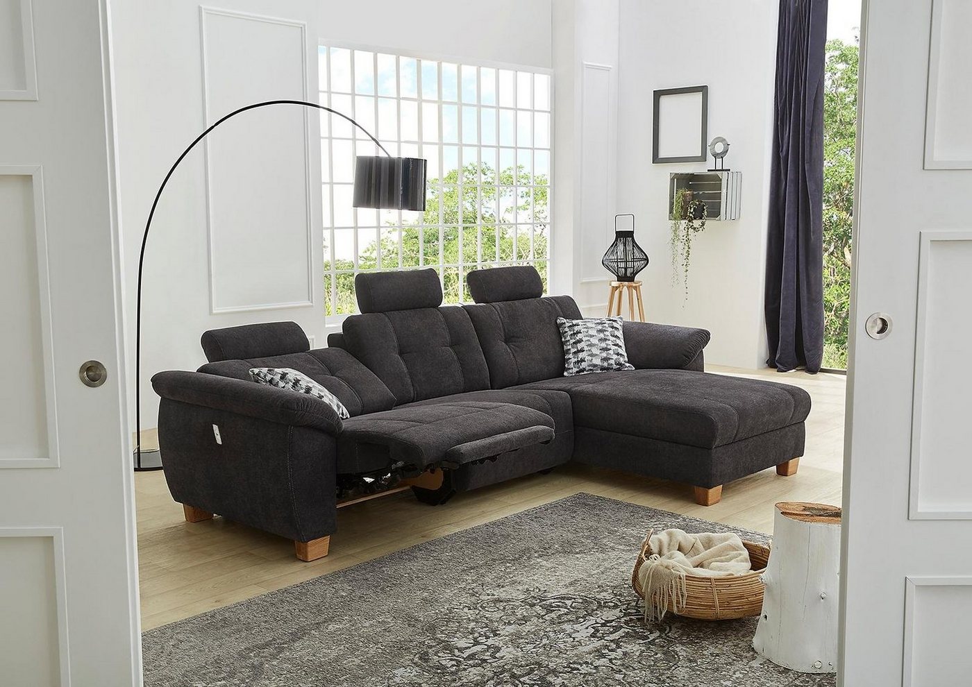 Jockenhöfer Gruppe Ecksofa Savona L-Form, B: 299 cm, mit elektr. Relaxfunktion, USB, 2 Zierkissen & 3 Kopfstützen – Bild 3 von 5