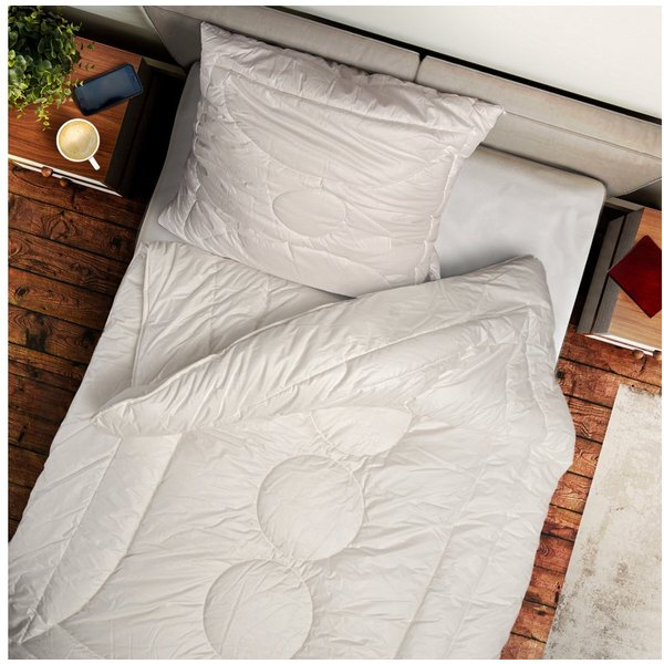 John Cotton Microfaserbettdecke Magicline, Bettdecken 135x200 cm, 155x220 cm für Sommer und Winter, Füllung: Polyester, Bezug: Baumwoll-Feinbatist, 100% Baumwol
