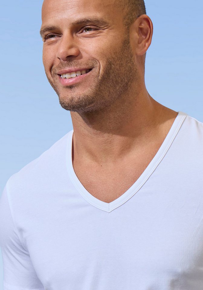 John Devin T-Shirt mit tiefem V-Ausschnitt, V-neck, Unterziehshirt (3er-Pack) aus elastischer Baumwollqualität – Bild 4 von 5