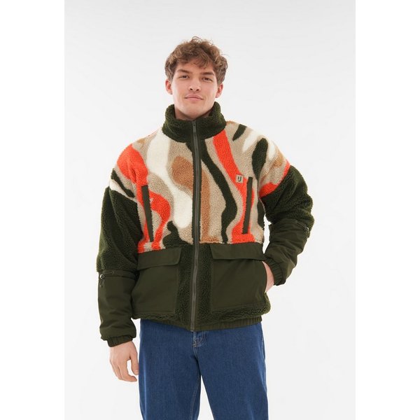 Johnny Urban Fleecejacke Carson Teddyjacke (1-St) Warme Fleecejacke, Gemütlicher Materialmix mit Sherpa Fleece