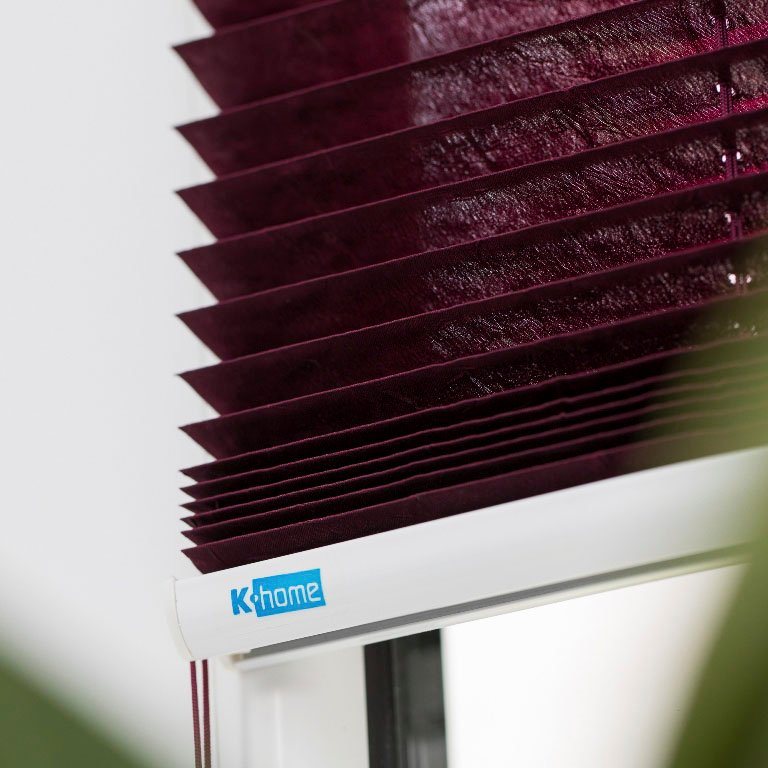 K-HOME Plissee Klemmfix Pisa, ohne Bohren, LIchtschutz, verspannt, Lichtschutz, ohne Bohren, verspannt, Klemmfix, Crushed-Optik – Bild 3 von 5