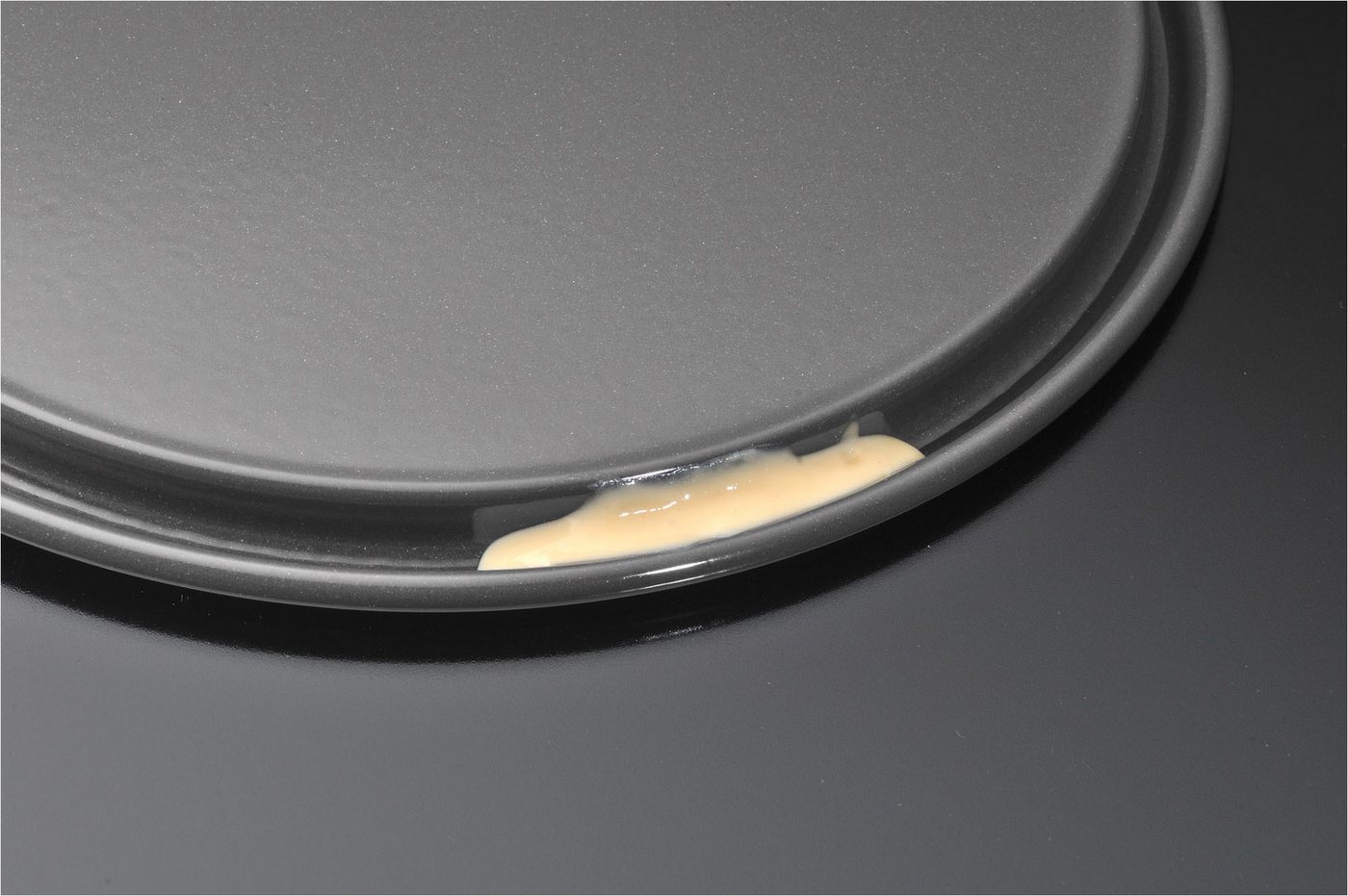 Kaiser Backformen Springform Inspiration Springform Ø 26 cm, runde Kuchenform mit Flachboden, auslaufsicher, sehr gute Antihaftbeschichtung, Made in Germany – Bild 5 von 5