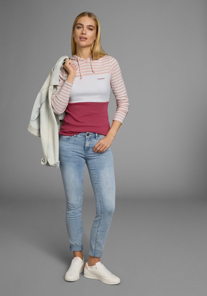 KangaROOS Kapuzenshirt aus Rippware, mit Kapuze, figurbetonte Passform, hüftbedeckende Länge – Bild 5 von 5