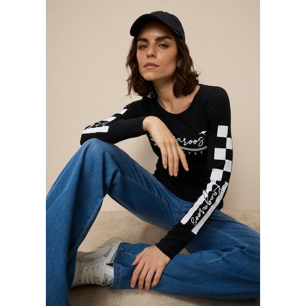 KangaROOS Langarmshirt mit Rundhalsausschnitt, hüftbedeckende Länge, Langarm-Design