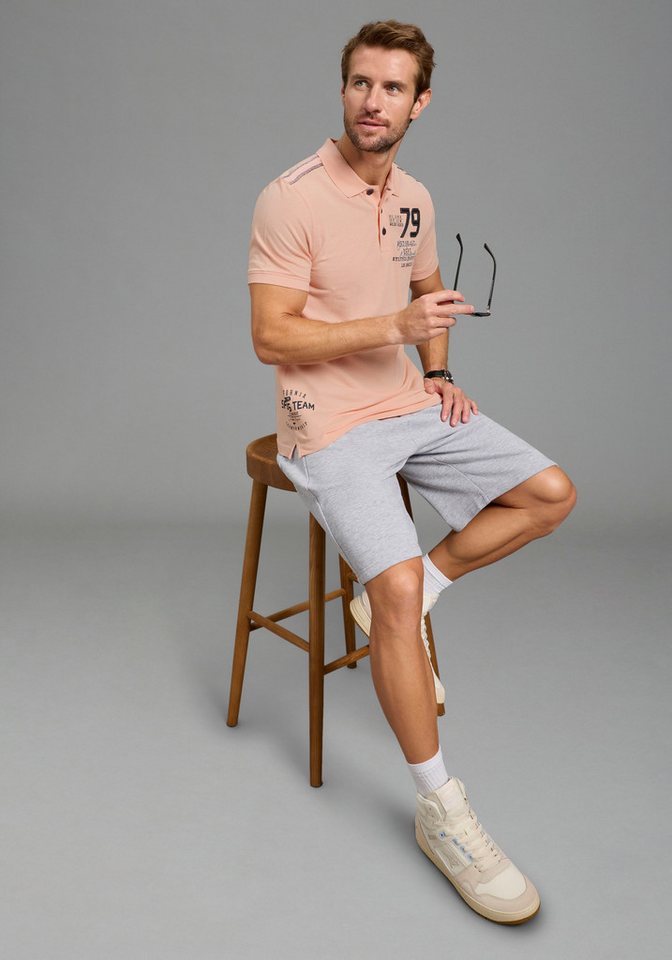 KangaROOS Poloshirt schmale Passform, mit Halbarm, aus Piqué-Material – Bild 4 von 5
