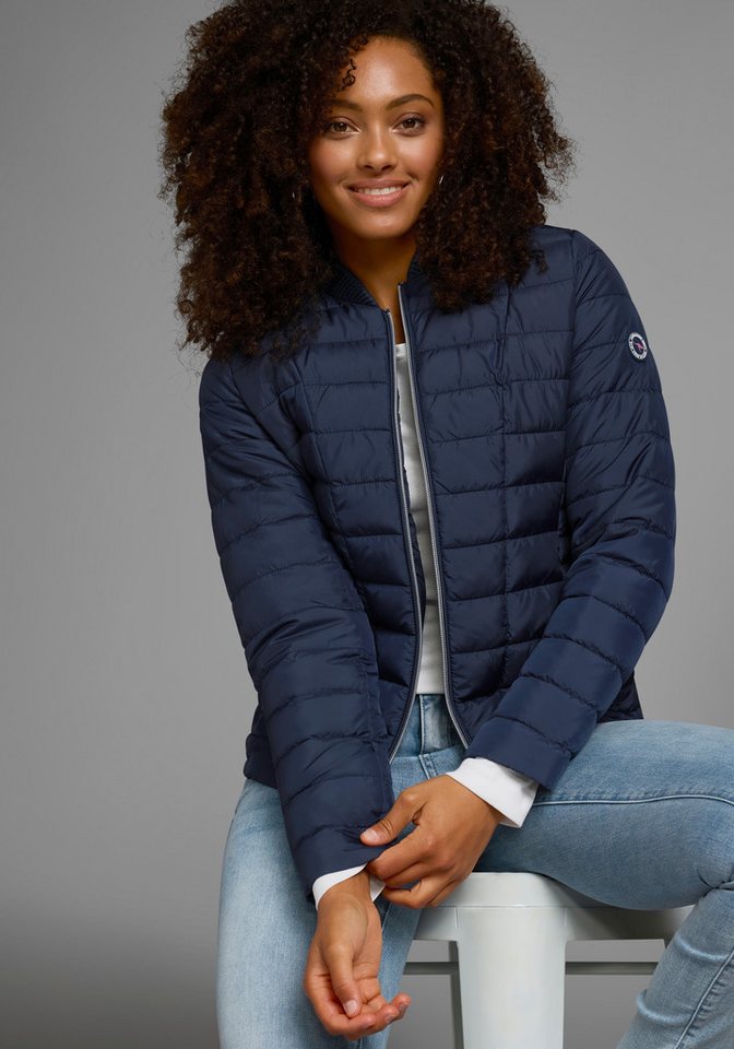 KangaROOS Steppjacke Übergangsjacke, figurbetonter Schnitt, hüftlange Passform – Bild 3 von 5