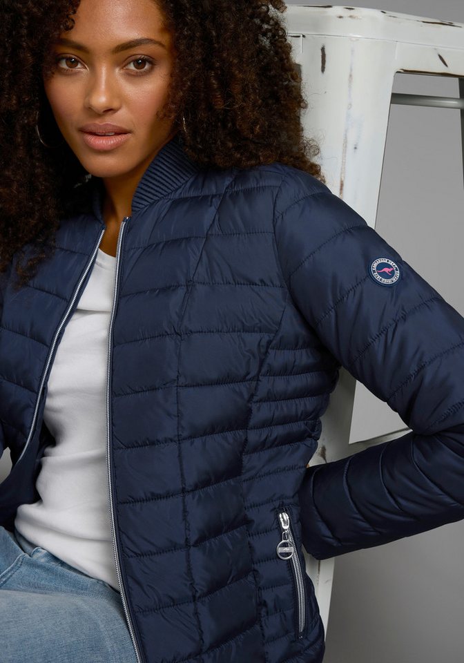 KangaROOS Steppjacke Übergangsjacke, figurbetonter Schnitt, hüftlange Passform – Bild 4 von 5