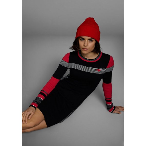 KangaROOS Strickkleid figurbetont, lang, sportiver Look, aus Baumwollmix, Langarm