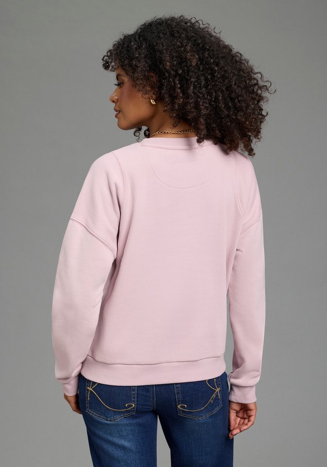 KangaROOS Sweatshirt mit Applikation, weite Passform, hüftlange Schnittform – Bild 4 von 5