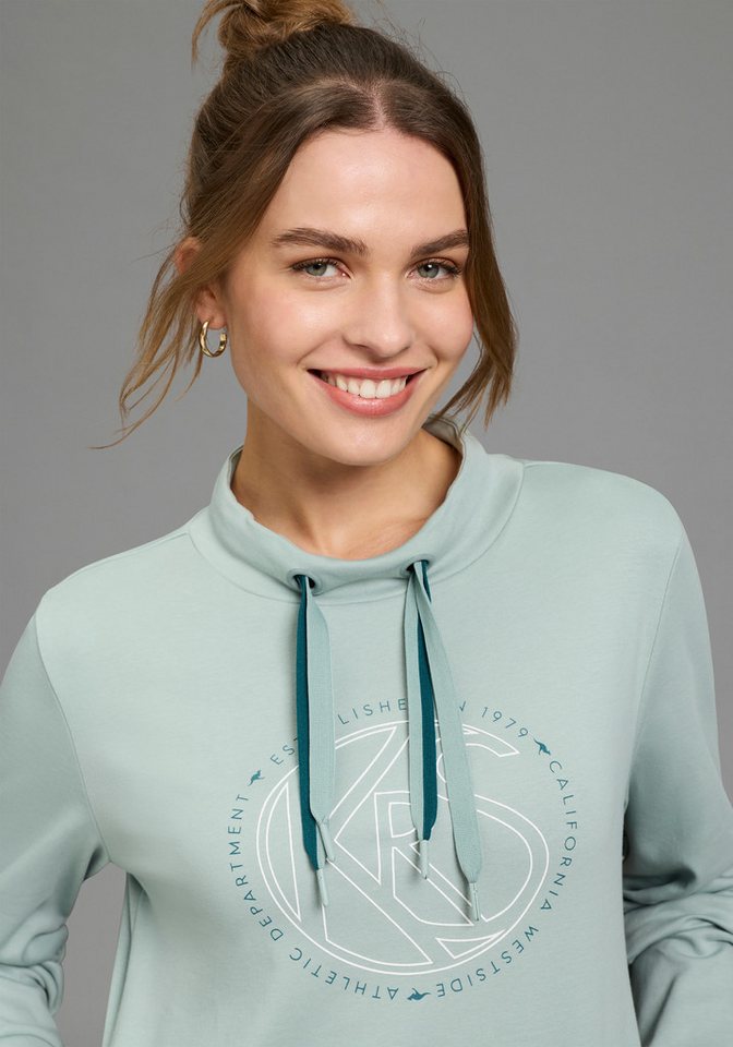 KangaROOS Sweatshirt mit Metalllabel, hüftbedeckende Länge, auch in großen Größen – Bild 3 von 5