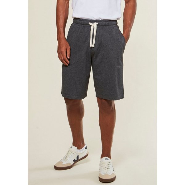 KangaROOS Sweatshorts, seitliche Taschen, kontrast Bänder