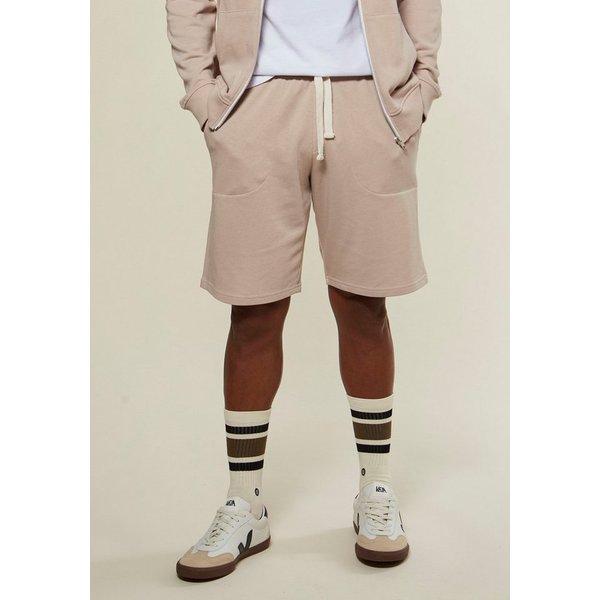 KangaROOS Sweatshorts, seitliche Taschen, kontrast Bänder