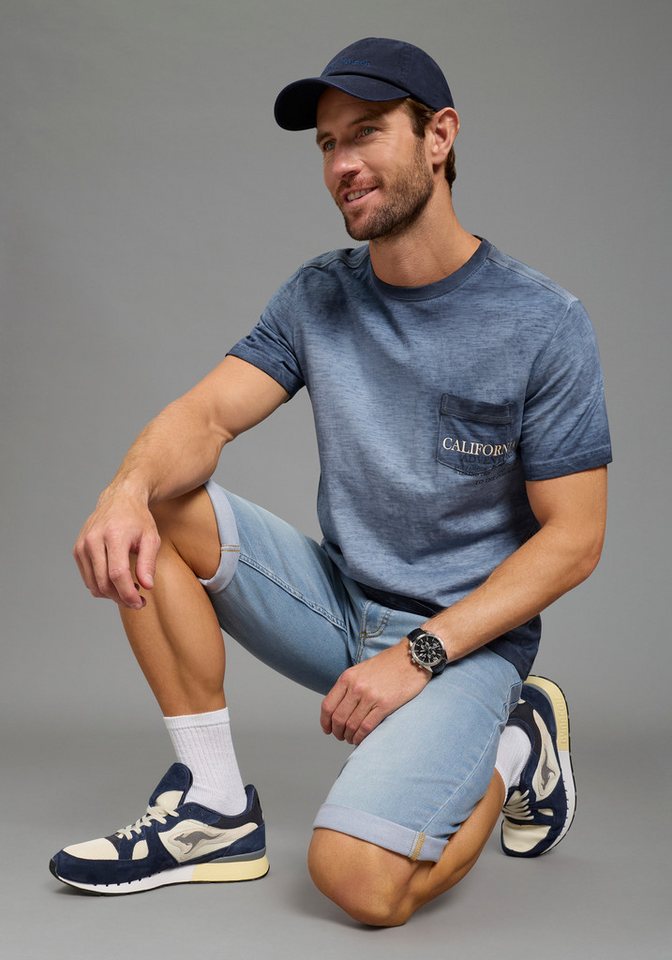 KangaROOS T-Shirt schmale Passform, Halbarm, mit Brusttasche, aus Slub-Material – Bild 5 von 5
