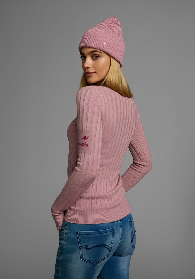 KangaROOS V-Ausschnitt-Pullover hüftlange Schnittform, mit Rippstrick, figurbetonte Passform – Bild 4 von 5