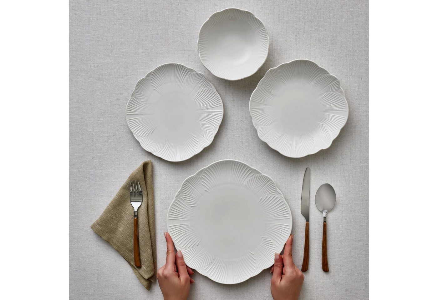 Karaca Geschirr-Set Bloom 24-teiliges Bone China Tafelservice für 6 Personen, Weiß – Bild 2 von 5