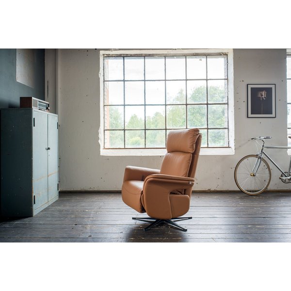 KAWOLA Relaxsessel NAMA Leder braun - Bequem & Drehbare Basis - Komfort, Drehbare Basis, Relaxfunktion & verstellbare Kopfstütze