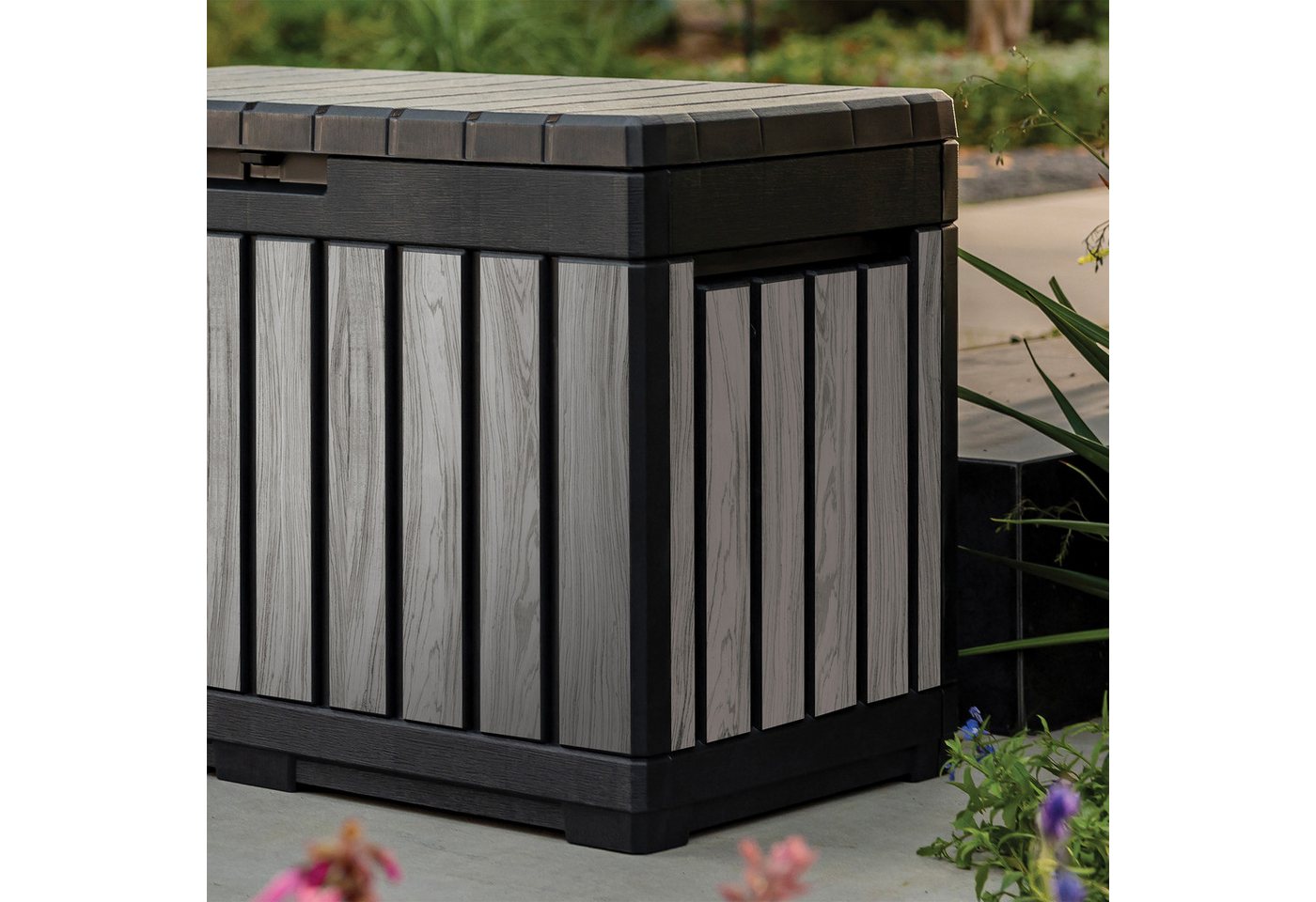 Keter Gartenbox Kentwood, 190 Liter, Holzoptik Stormgrey, Deckel bis 260 kg belastbar, abschließbar, wetterfest, UV-resistent, wartungsfrei – Bild 2 von 5