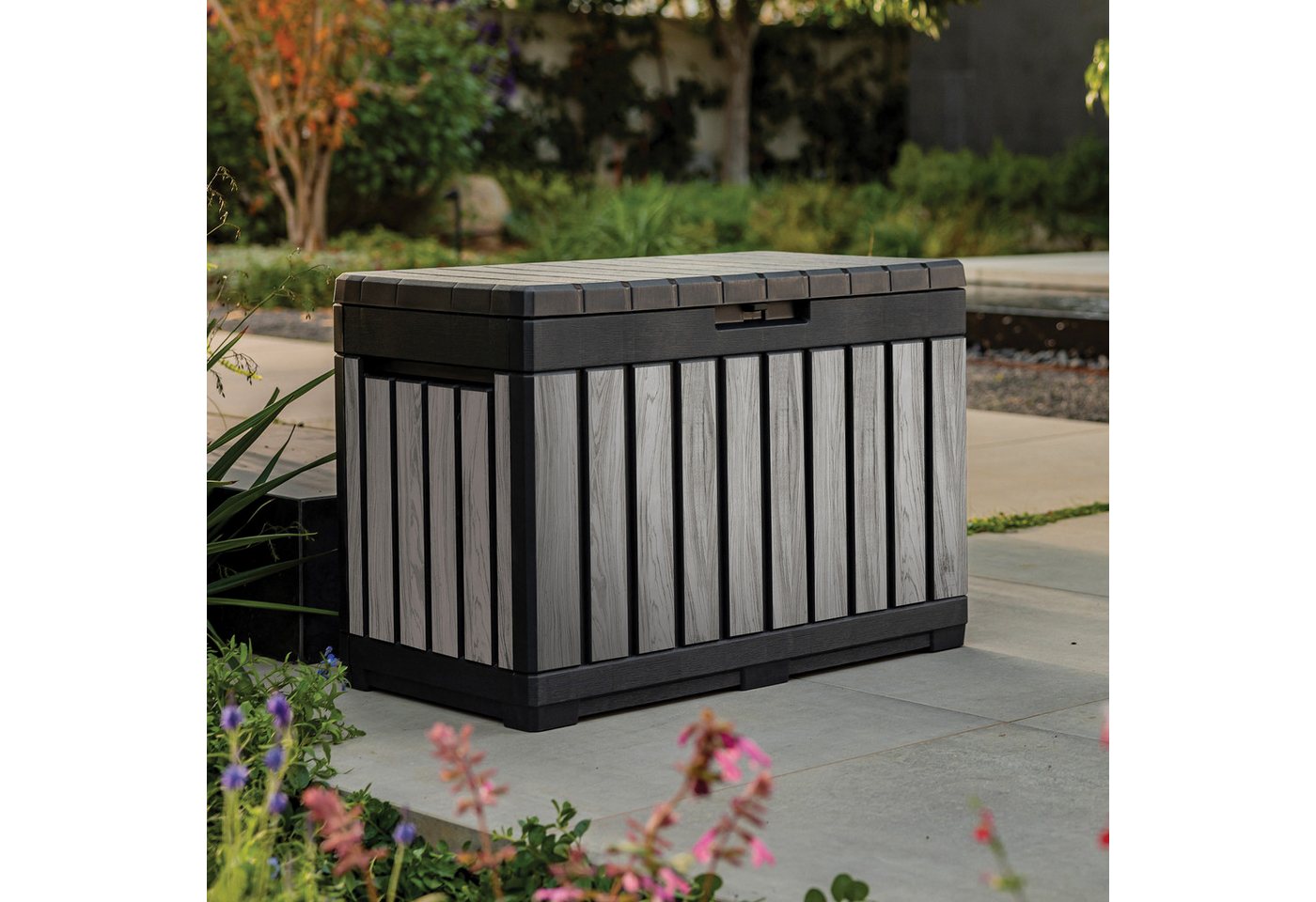 Keter Gartenbox Kentwood, 190 Liter, Holzoptik Stormgrey, Deckel bis 260 kg belastbar, abschließbar, wetterfest, UV-resistent, wartungsfrei – Bild 3 von 5