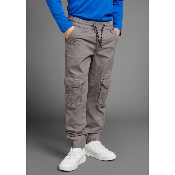 KIDSWORLD Cargohose, bequeme Schlupfform mit Stretch Praktische Cargotaschen, bequeme Passform