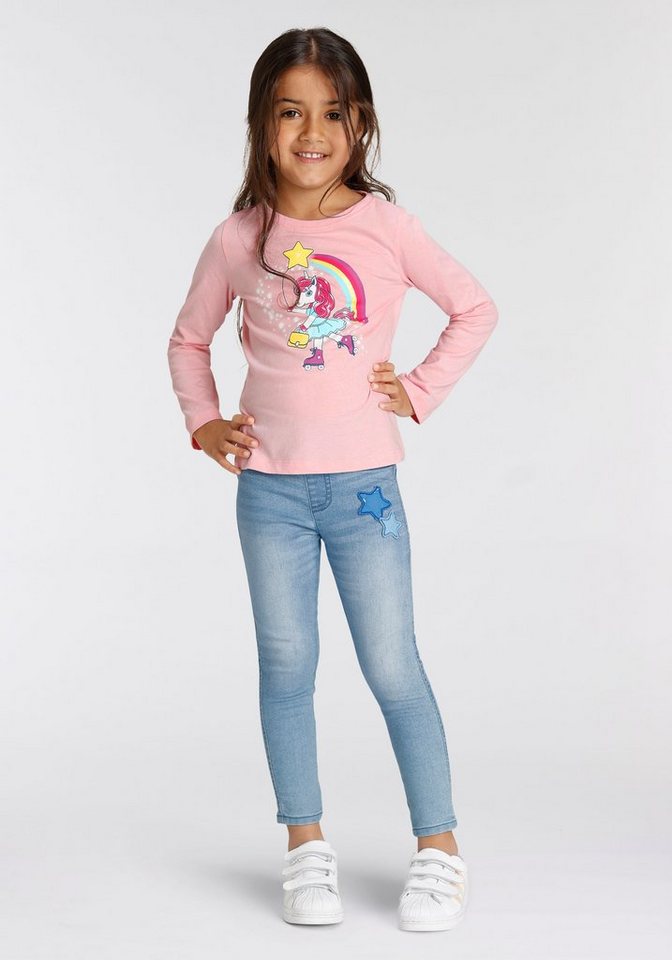KIDSWORLD Langarmshirt Einhorn auf Rollschuhen Langarm, Basic-Passform, mit stylischem Druck und Glitzerdruck – Bild 4 von 5