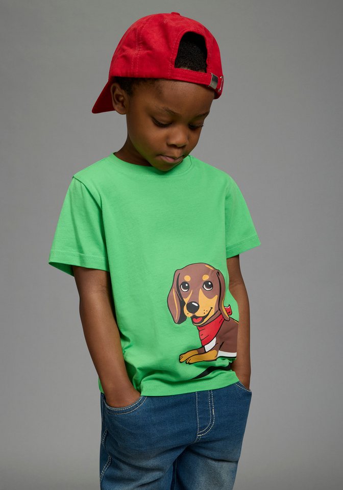 KIDSWORLD T-Shirt Shirt mit rundum Dackel-Print Basic Passform, Kurzarm, bedruckte Optik, aus Baumwolle – Bild 2 von 5