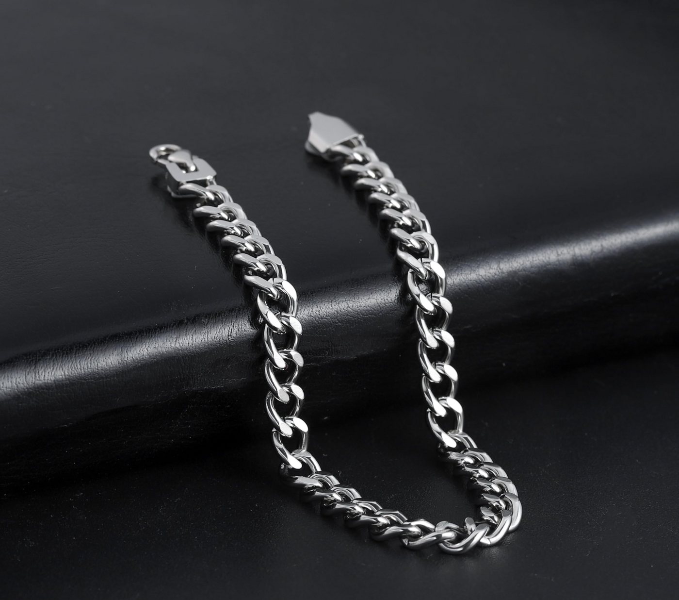 Kim Johanson Armband Herren, Panzerkette 6 mm, aus Edelstahl, 19-21 cm, zeitlos & robust – Bild 2 von 3