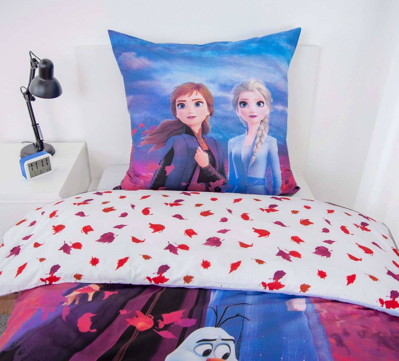 Disney Kinderbettwäsche Disney´s Eiskönigin, Renforcé, mit tollem Anna und Elsa Motiv – Bild 3 von 5