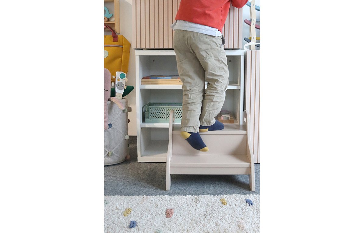 KINDSGUT Tritthocker für Kinder, Sand, Umweltfreundlich – Bild 4 von 5