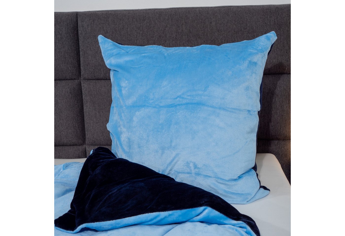 KiNZLER Bettwäsche Cashmere Touch, Microfaser, 2 teilig, Wendebettwäsche, blau-navy – Bild 5 von 5