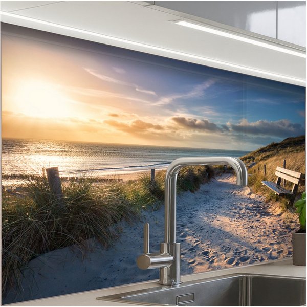 KitchenYeah Küchenrückwand selbstklebend Sonnenuntergang - Strand - Düne - Gras - Bank, (1-tlg), Spritzschutz, Küche, Rückwand, Küchenwand, Küchenfront, 80x60 c