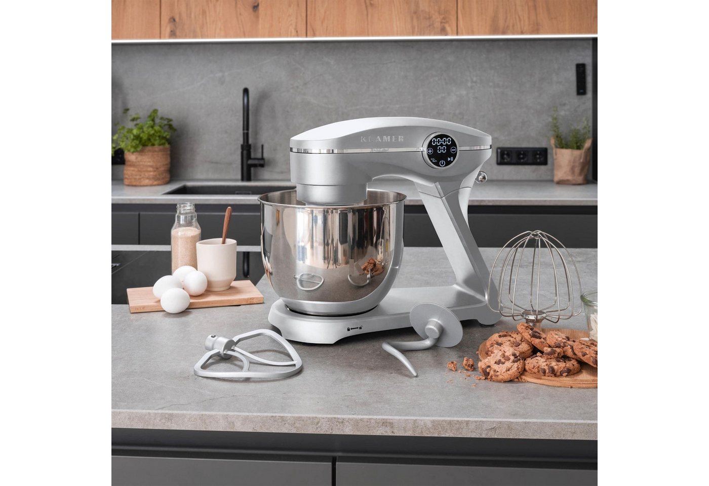 KLAMER Küchenmaschine 1800W, 6L Edelstahl-Schüssel, Knetmaschine mit 10 Geschwindigkeiten & Timer, silber, 1800 W, 6 l Schüssel, Spritzschutz, 3 Werkzeuge, Saug – Bild 3 von 5