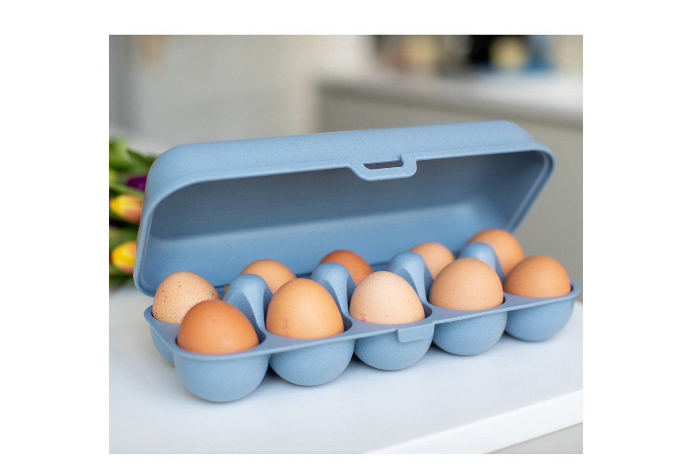 KOZIOL Eierkorb Eierbox Eggs To Go nature flower blue, Kunststoff – Bild 3 von 5
