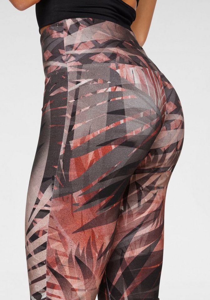 LASCANA ACTIVE Caprileggings Tropical mit abstraktem Palmenprint – Bild 4 von 5