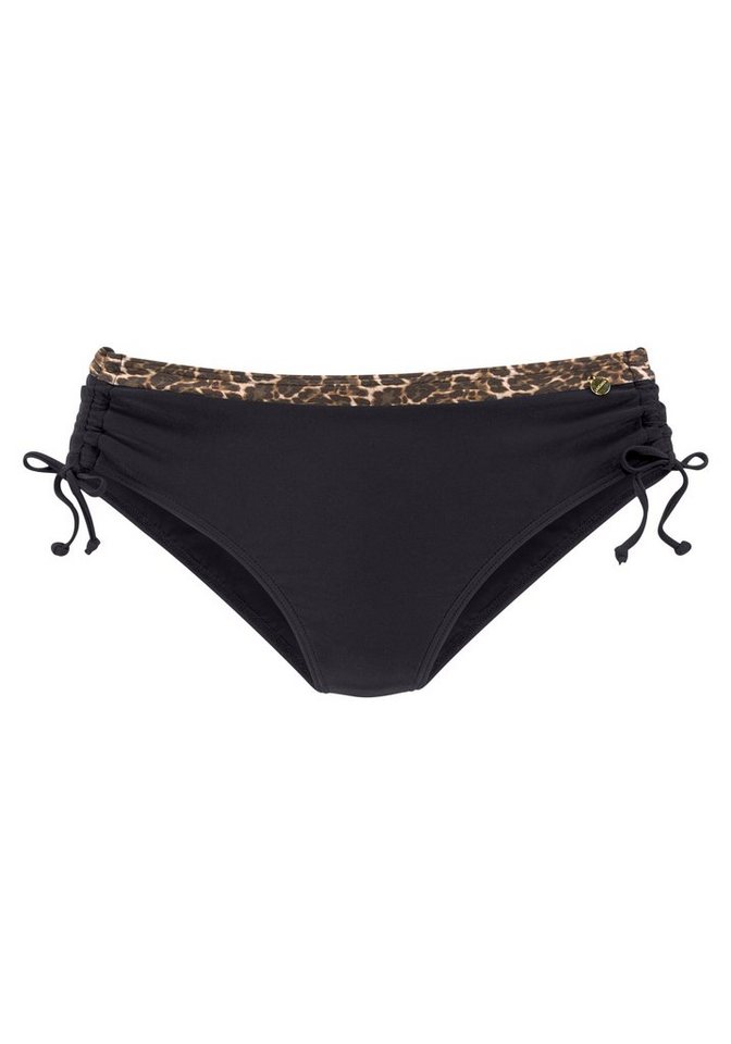 LASCANA Bikini-Hose Adele mit trendigen Details – Bild 2 von 5