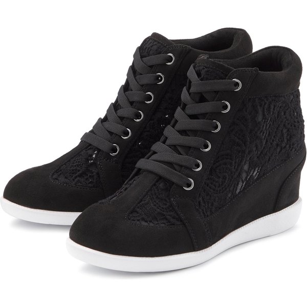 LASCANA Freizeitschuh, Keilstiefelette, Sneaker, Stiefelette mit innenliegendem Keilabsatz und eleganten Spitzendetails