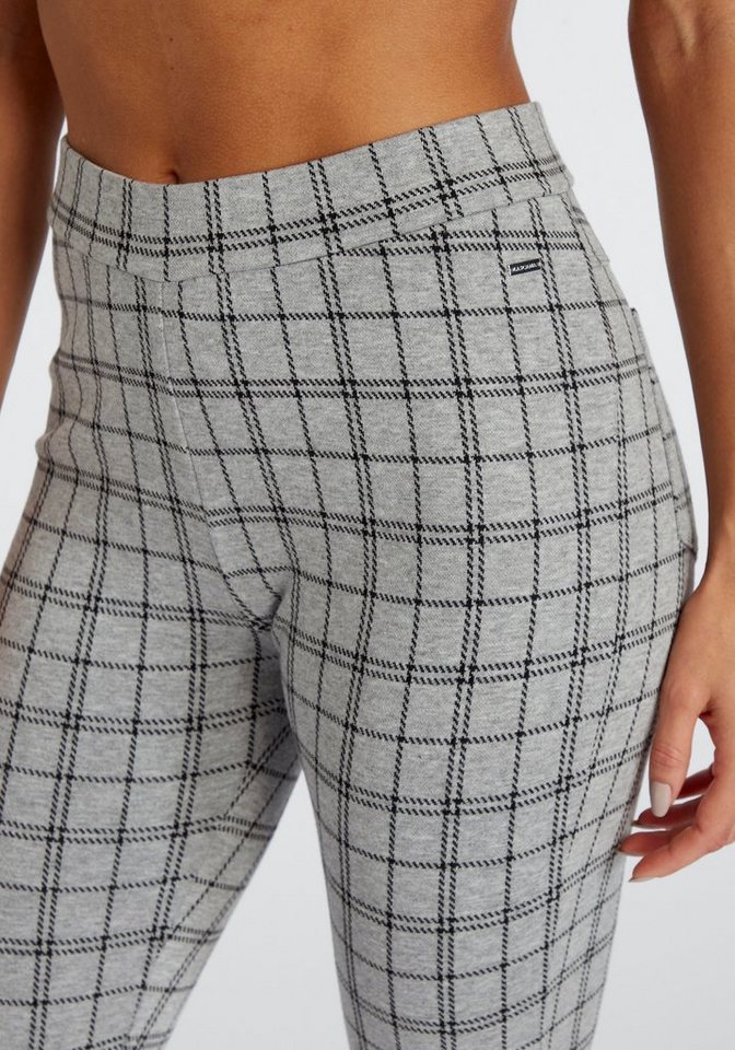 LASCANA Leggings mit eingestricktem Karomuster – Bild 4 von 5