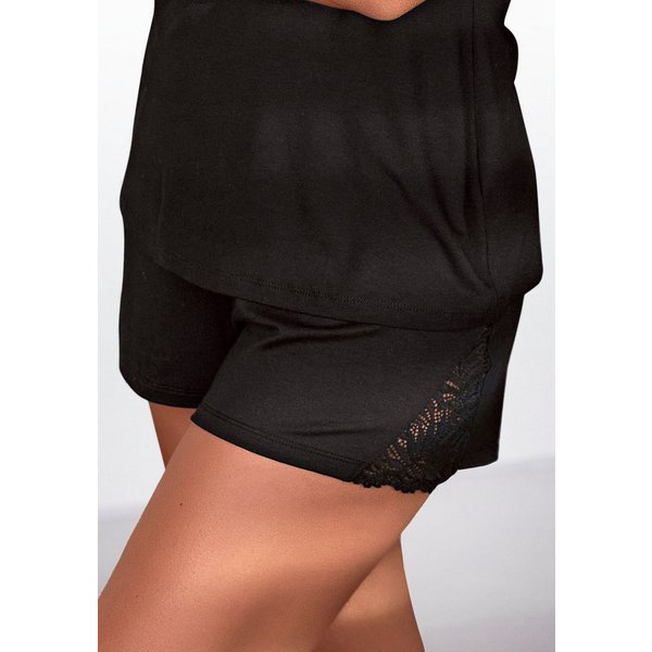 LASCANA Pyjamashorts mit edlen Spitzendetails