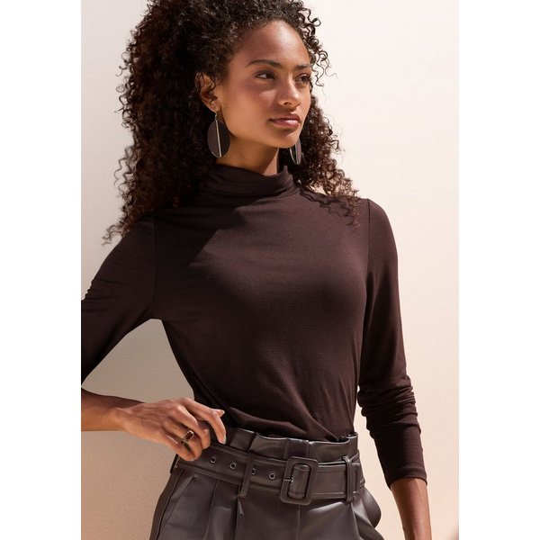LASCANA Rollkragenshirt aus softer Jerseyqualität, modisches Basic