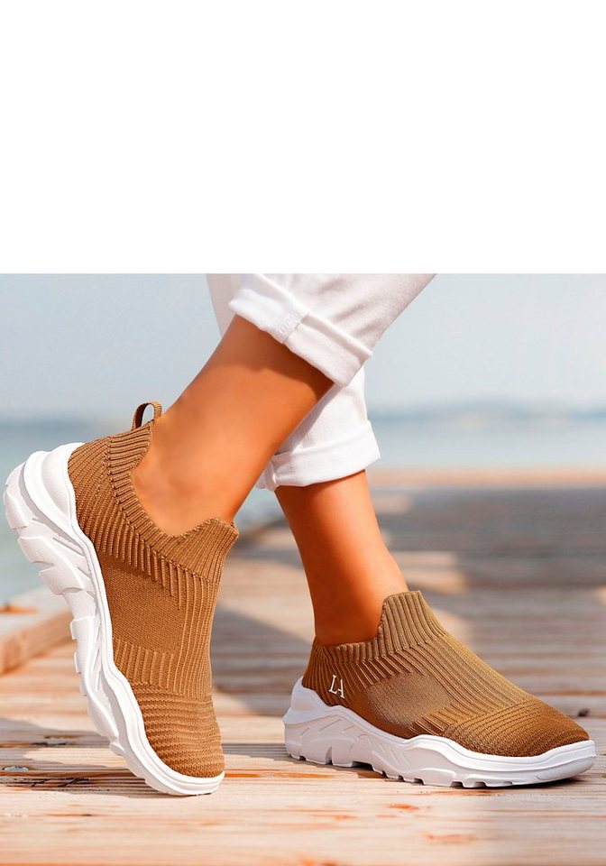 LASCANA Slip-On-Sneaker, Sneaker Halbschuh, Slipper, Freizeitschuh zum Reinschlüpfen VEGAN – Bild 2 von 5