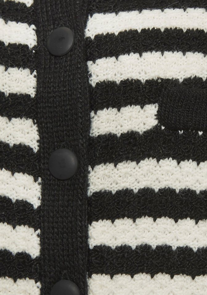 LASCANA Strickjacke mit Streifenmuster, Kontrastbündchen, markante Knopfleiste – Bild 5 von 5