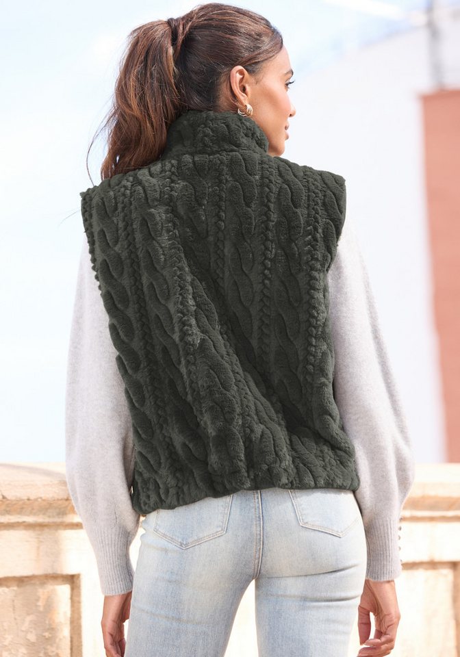 LASCANA Wendeweste, wendbare Steppweste mit flauschigem Fellimitat kuschelige Plüschweste, ideal zum Layering im Herbst, leicht wattiert – Bild 3 von 5