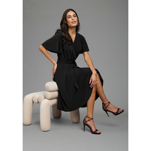 Laura Scott Abendkleid knielang, figurbetont, aus elastischem Single Jersey