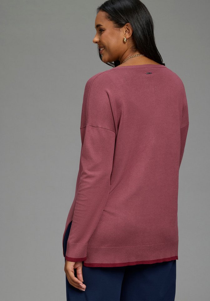 Laura Scott CURVE Strickpullover Große Größen aus Feinstrick, mit tiefem V-Ausschnitt, figurumspielende Passform – Bild 2 von 5