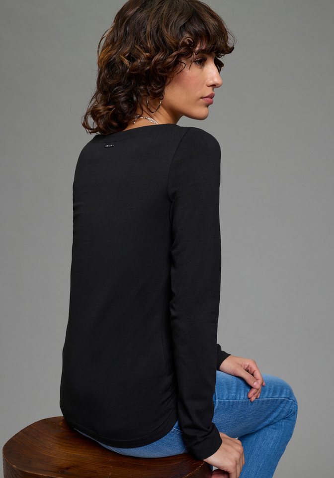 Laura Scott Longsleeve mit U-Boot Ausschnitt (Packung, 2er-Pack) im Sparset, figurbetonte Passform, hüftbedeckende Länge – Bild 4 von 5