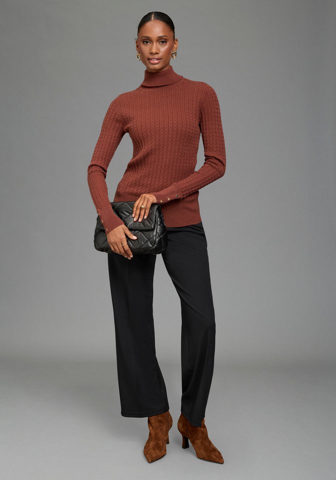 Laura Scott Rollkragenpullover aus Feinstrick, figurbetonte Passform mit Zopfstrickmuster und Knopfdetails – Bild 4 von 5
