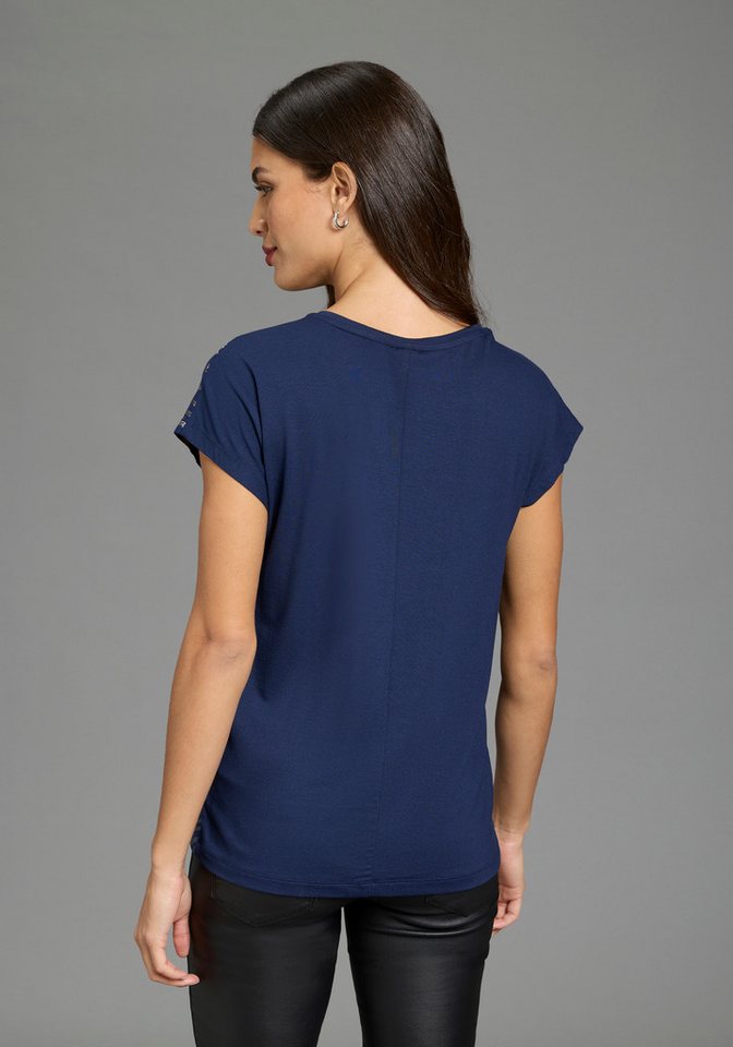 Laura Scott Rundhalsshirt aus elastischem Jersey, Kurzarm-Design, figurumspielende Passform – Bild 3 von 5