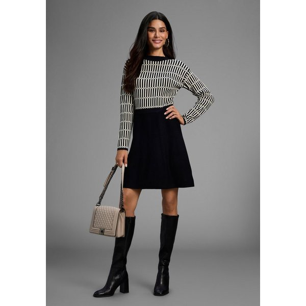 Laura Scott Strickkleid mit grafischem Strickmuster - NEUE KOLLEKTION